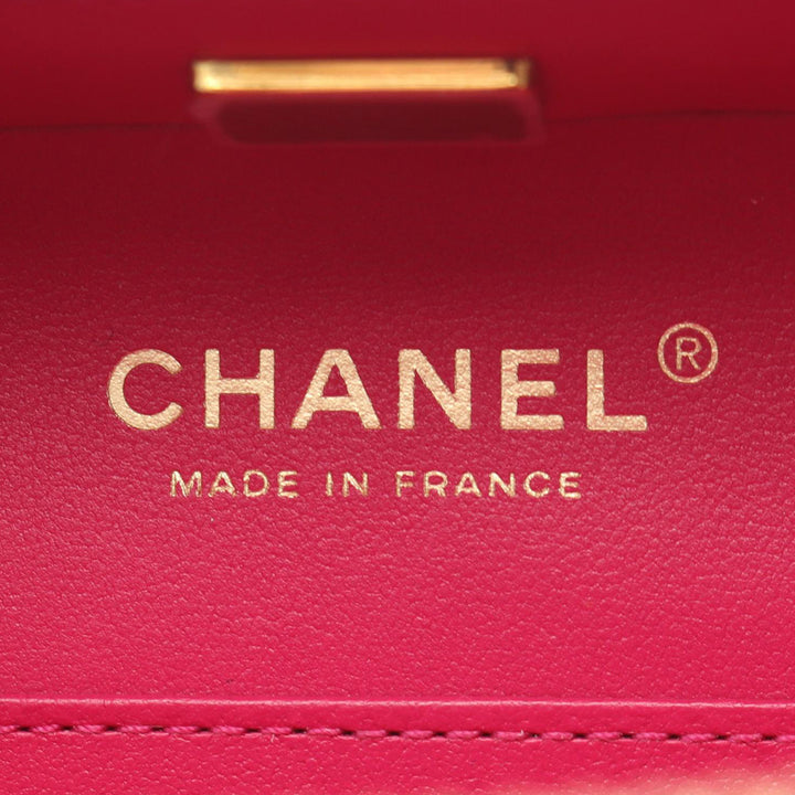 Chanel CC Matelassé Cuir verni Vanity