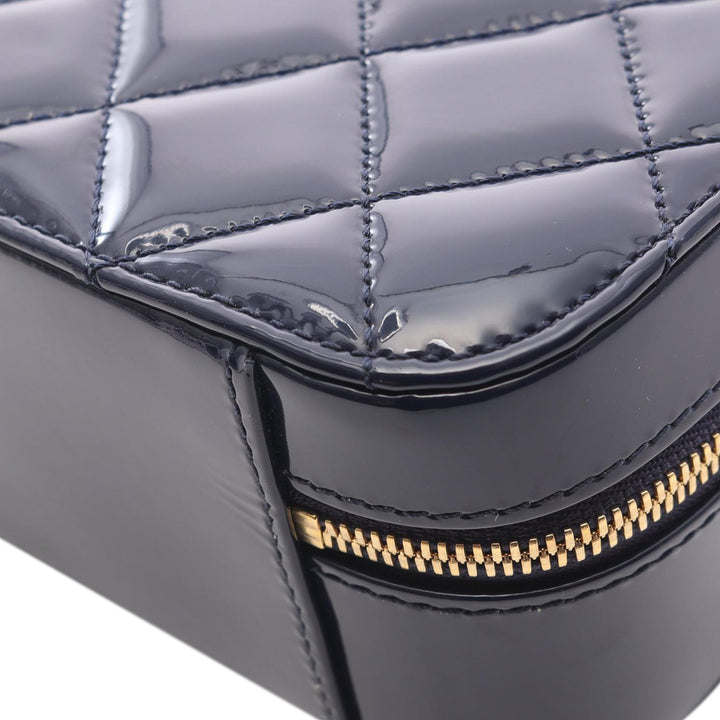 Chanel CC Matelassé Cuir verni Vanity