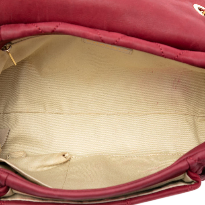 Chanel Large vieilli Cuir de veau Chic Quilt à rabat