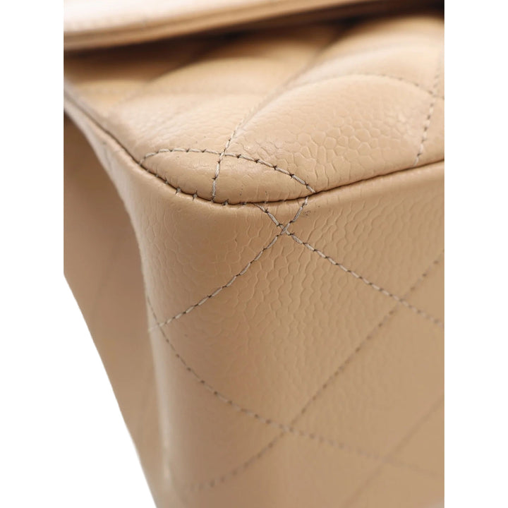 Chanel Sac porté épaule Classic Double rabat Jumbo Cuir caviar Beige – vue 11 – GABY PARIS
