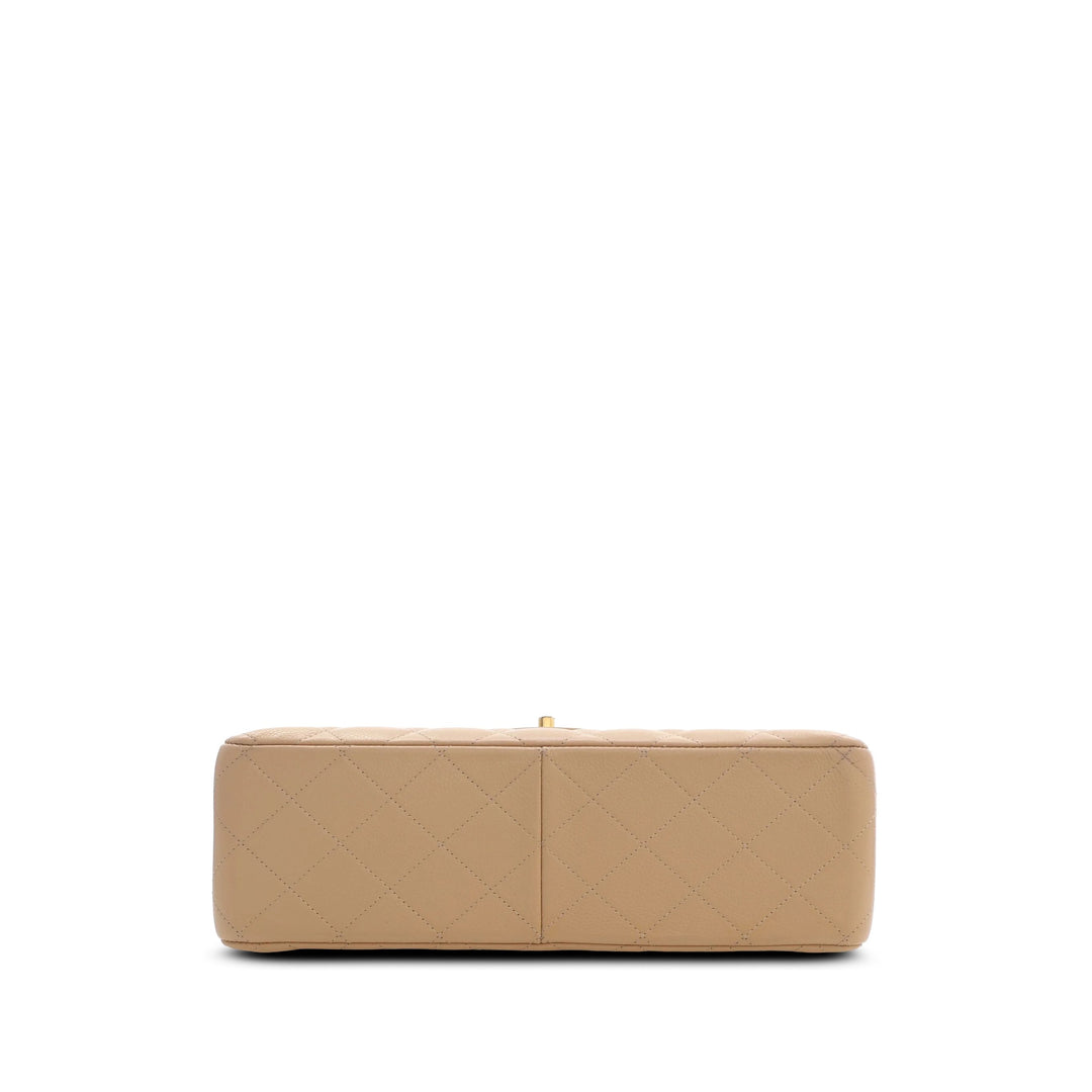 Chanel Sac porté épaule Classic Double rabat Jumbo Cuir caviar Beige – vue 3 – GABY PARIS