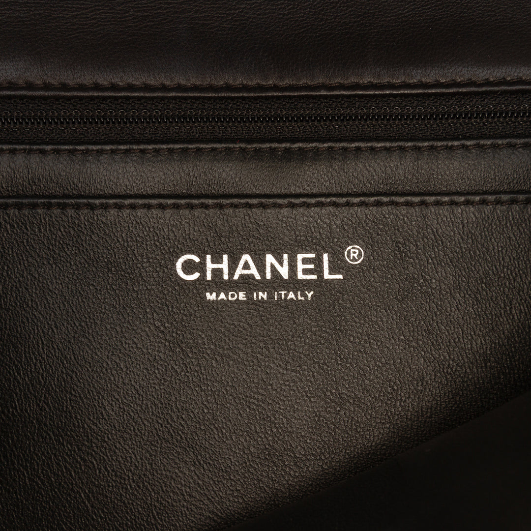 Chanel Jumbo Classic Bicolor Cuir d’agneau Twist à rabat