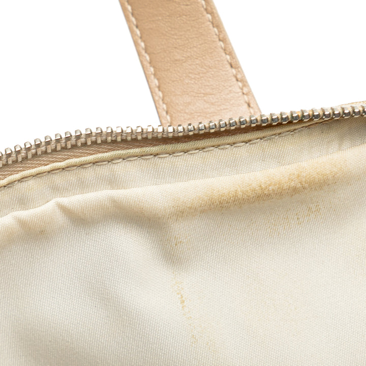 Chanel New Travel Line Nylon Sac cartable Marron – GABY PARIS Authentique