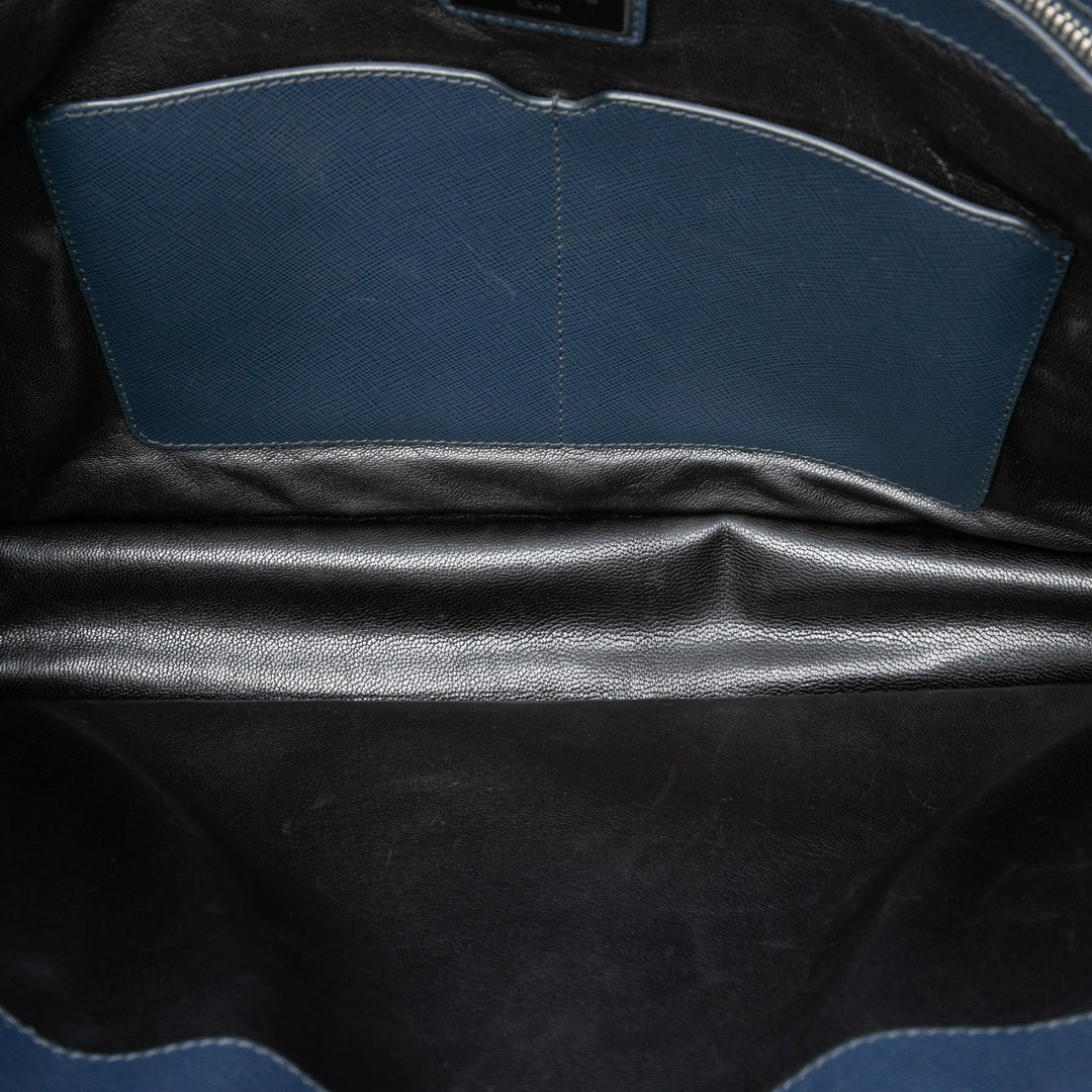 Prada Porte-documents Travel Saffiano Bleu – vue 4 – GABY PARIS