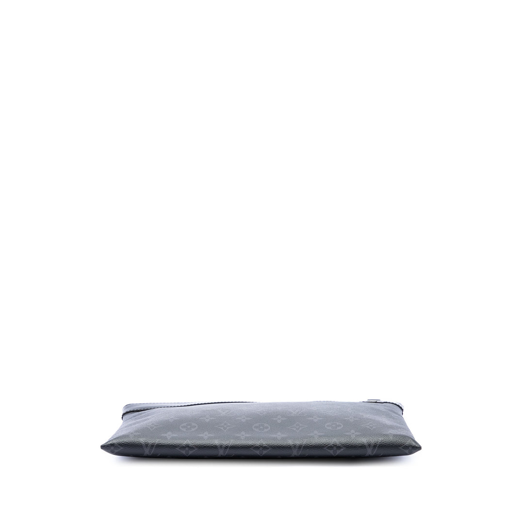 Louis Vuitton Discovery Pochette GM Monogram Eclipse Noir – vue 3 – GABY PARIS