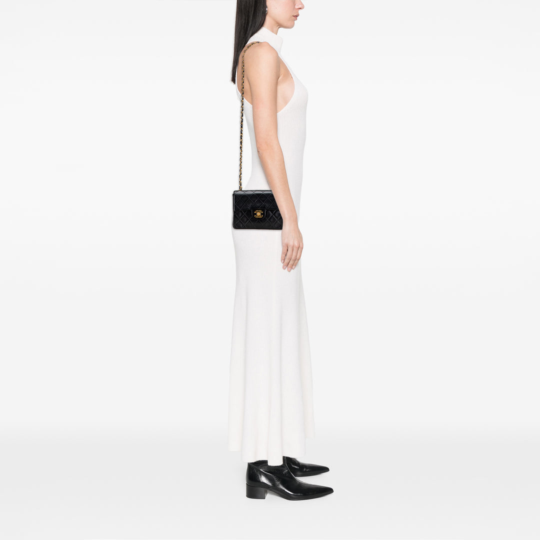 Chanel Mini Square Classic Cuir d’agneau Simple rabat Noir