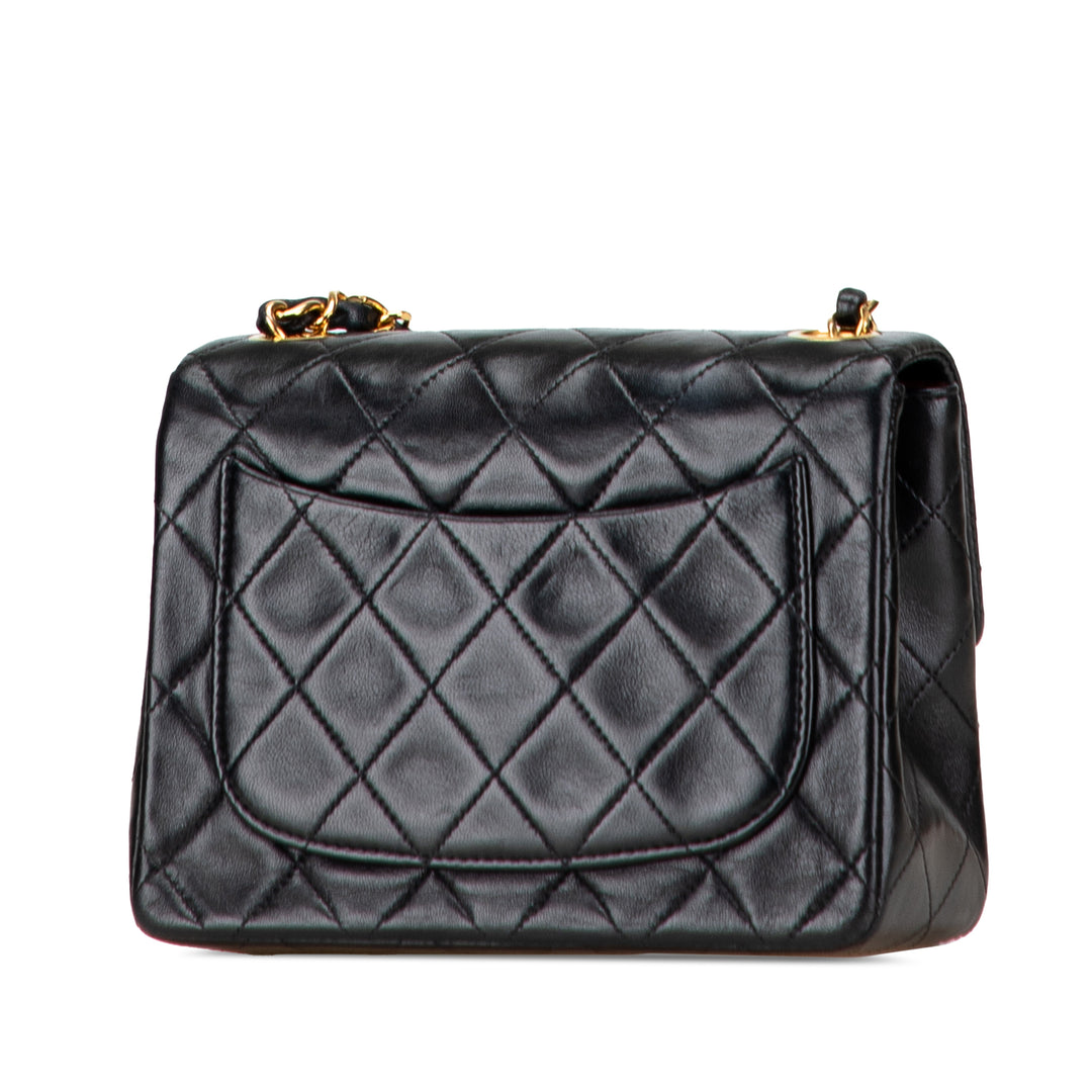 Chanel Mini Square Classic Cuir d’agneau Simple rabat Noir