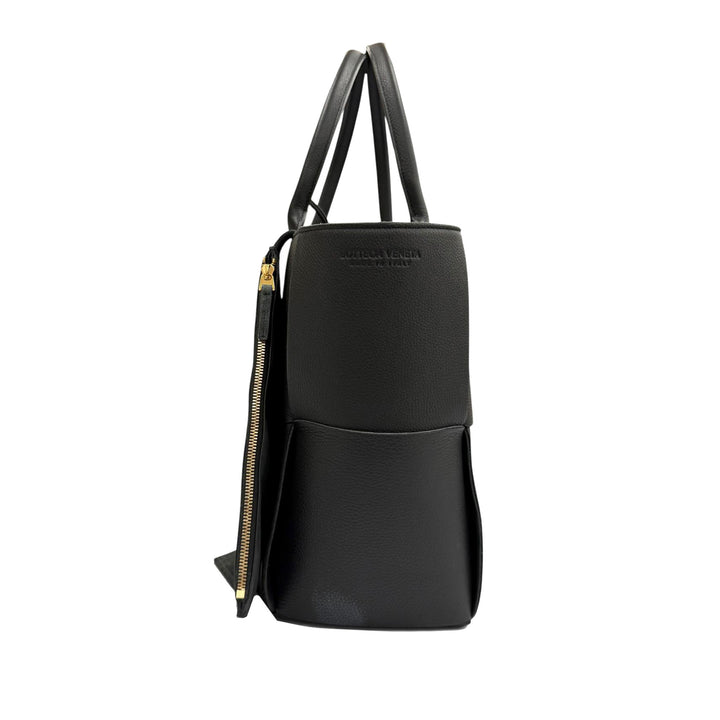 grainé Intrecciato Arco Cabas Moyen Cuir de veau grainé Noir