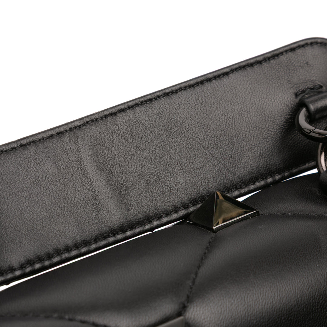 Valentino Medium Nappa Monochrome Roman Stud Sac cartable