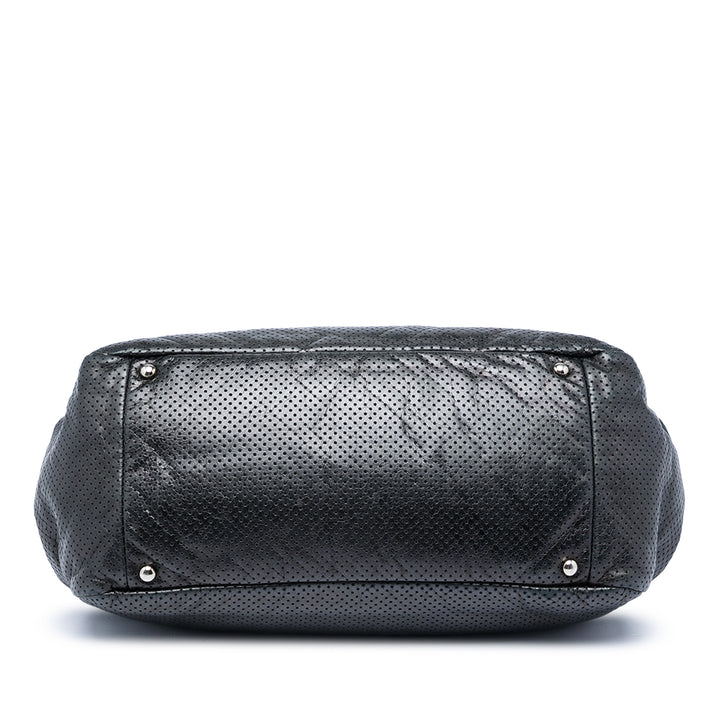 Chanel perforé Cuir de veau Reissue 2.55 Drill Accordion à rabat