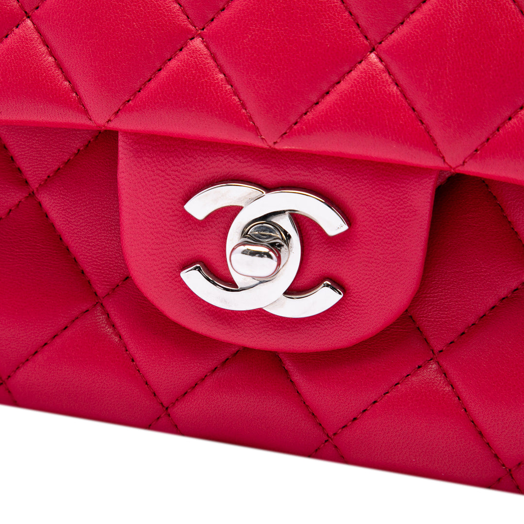 Classic Irisé Double rabat Moyen Cuir d'agneau Rose