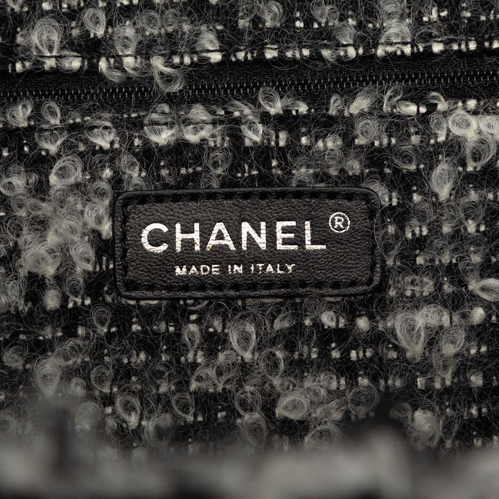 Chanel CC Matelassé Cuir de veau Tweedy Shopping Cabas