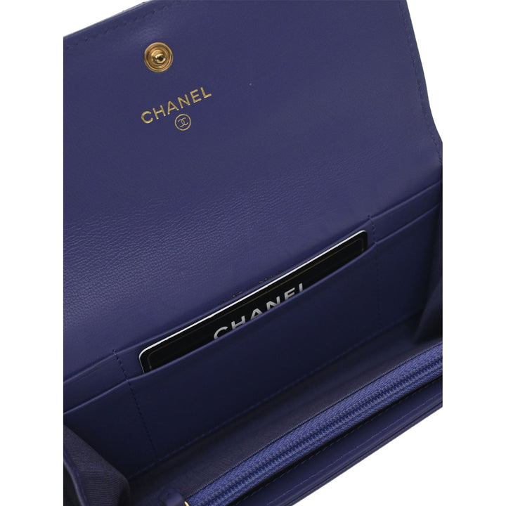 Chanel Matelassé 19 à rabat Portefeuille long Cuir de chèvre Violet – vue 4 – GABY PARIS