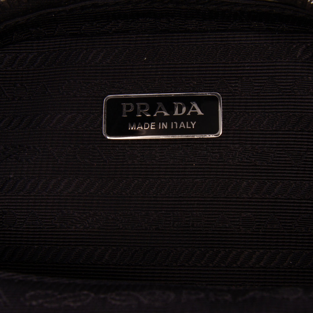 Prada Brushed Phone Pochette Mini Noir – vue 5 – GABY PARIS