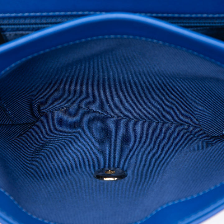 Chanel CC Matelassé Diamond Surpiqué à rabat Cuir de veau Bleu – vue 4 – GABY PARIS