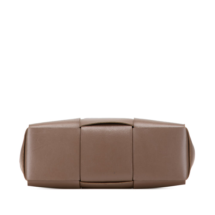 Bottega Veneta Medium Nappa Maxi Intrecciato Arco Cabas Marron – GABY PARIS Authentique