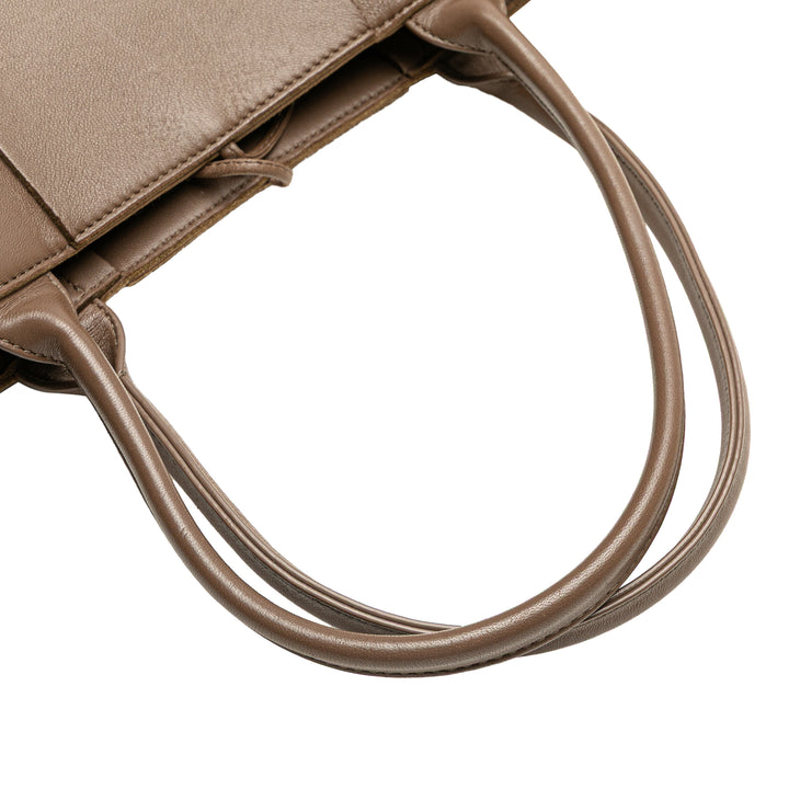 Bottega Veneta Medium Nappa Maxi Intrecciato Arco Cabas Marron – GABY PARIS Authentique