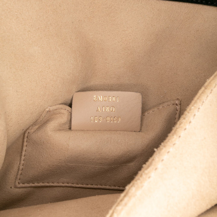 Fendi Small Scalloped Leather Kan I Crossbody Noir – GABY PARIS Authentique