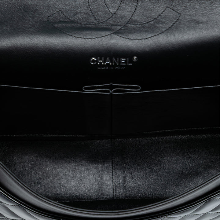 Chanel Jumbo Classic Cuir verni Double rabat