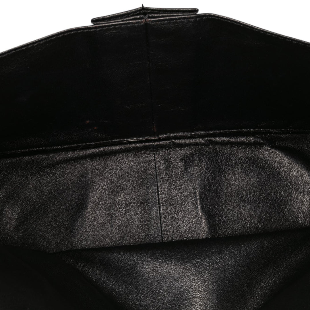 Chanel Reissue 2.55 Cuir verni Double rabat 226 Noir – GABY PARIS Authentique