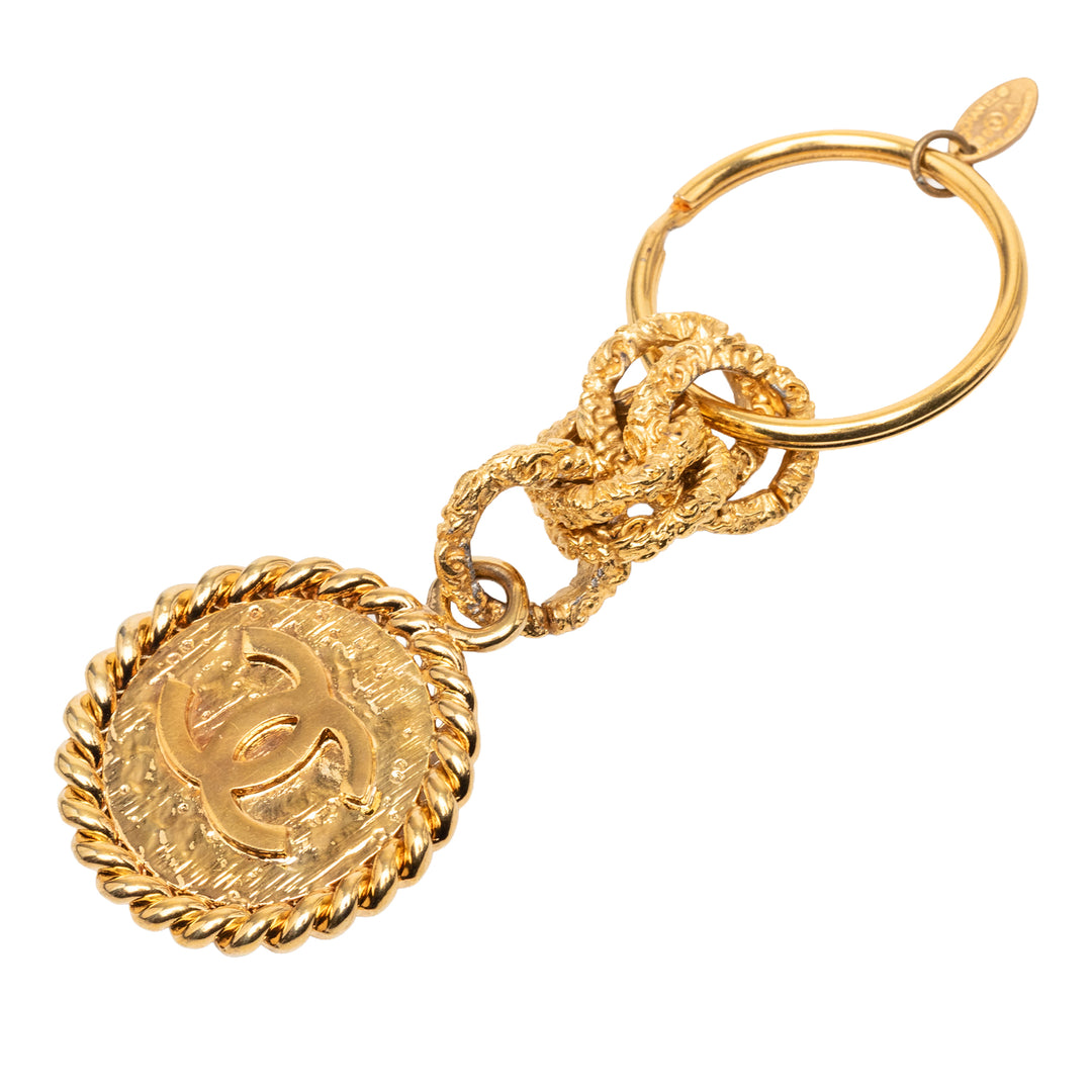 Chanel CC plaqué Medallion Key Chain