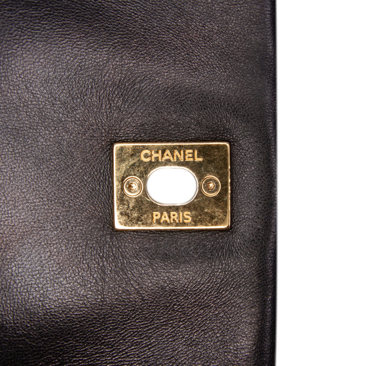 Small Quilted Lambskin Resin Pearl Chain Flap Black - Gaby Paris