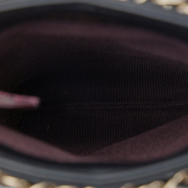 Chanel Pochette Tech Me Out avec chaîne Cuir d'agneau Noir – vue 4 – GABY PARIS