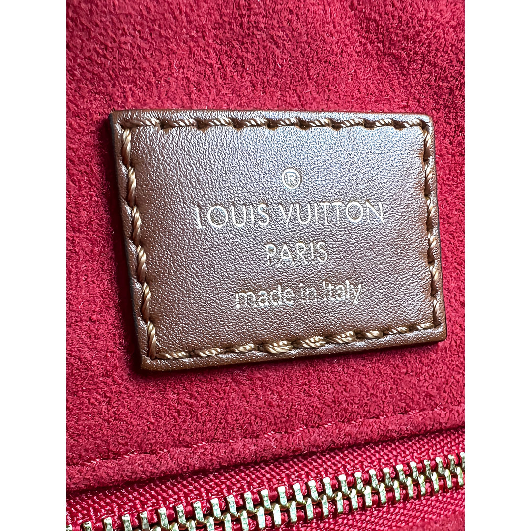Louis Vuitton Giant Shearling Teddy Onthego GM Monogram Noir – vue 5 – GABY PARIS