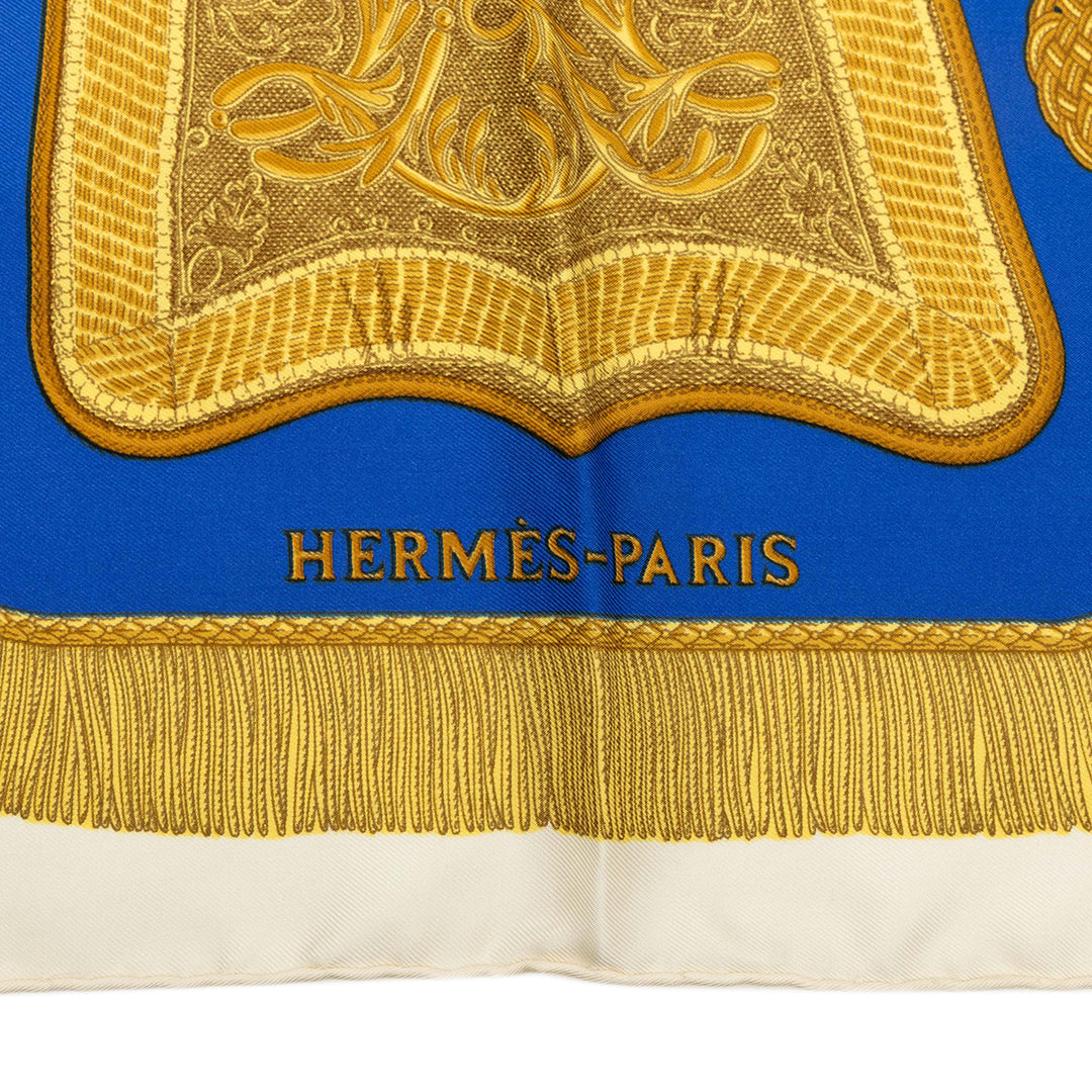 Hermès Carré Poste et Cavalerie 90 Blanc – vue 4 – GABY PARIS