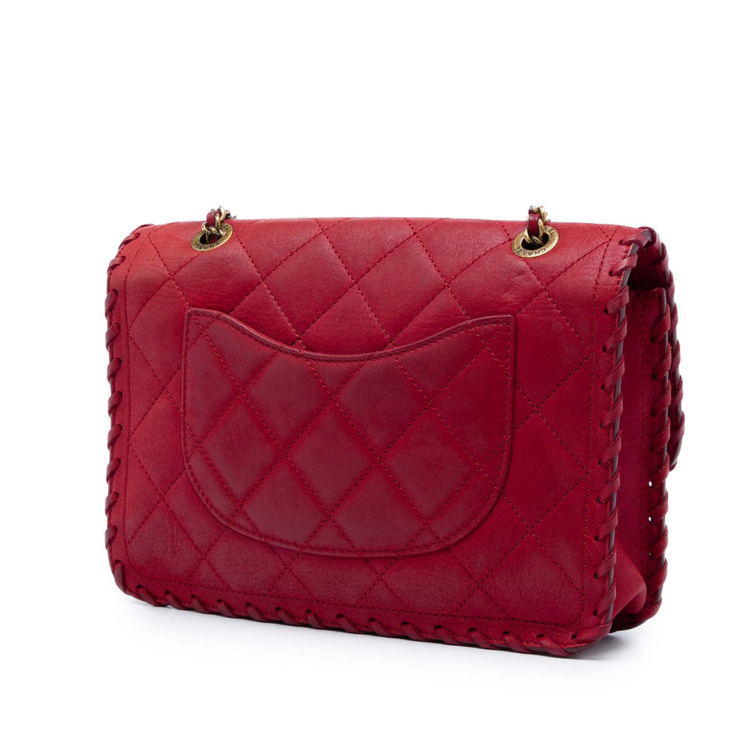 Chanel Small Matelassé Iridescent Cuir de veau Happy Stitch à rabat