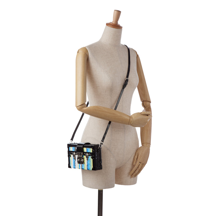 Louis Vuitton Sac bandoulière Sequinss Malle Petite Noir – vue 9 – GABY PARIS
