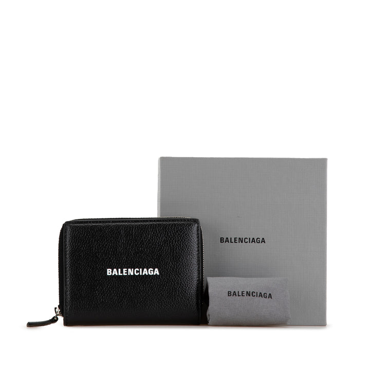 Leather Everyday Bifold Wallet Black - Gaby Paris