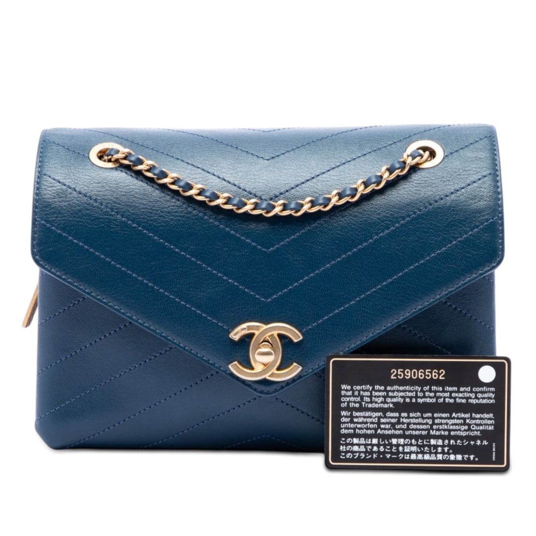 Chanel Chevron Enveloppe surpiquée à rabat Petit Cuir d'agneau