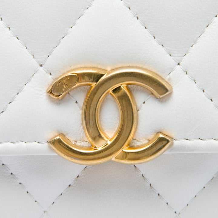 Matelassé Candy Chaîne Pochette avec chaîne Cuir d'agneau Blanc