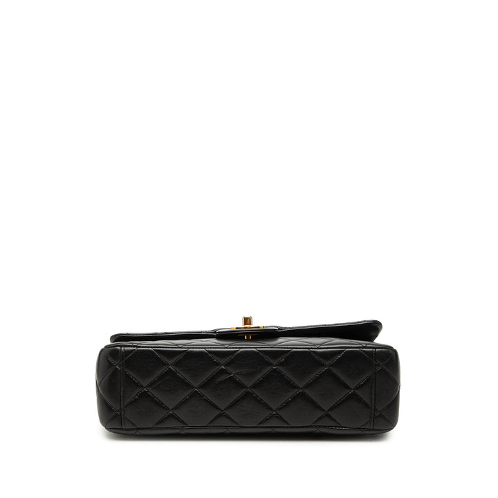 Chanel Sac bandoulière CC Matelassé Rabat simple Cuir d'agneau Noir – vue 3 – GABY PARIS
