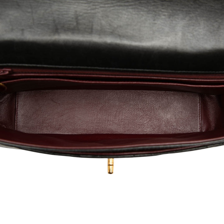 Chanel Sac bandoulière CC Matelassé Rabat simple Cuir d'agneau Noir – vue 4 – GABY PARIS