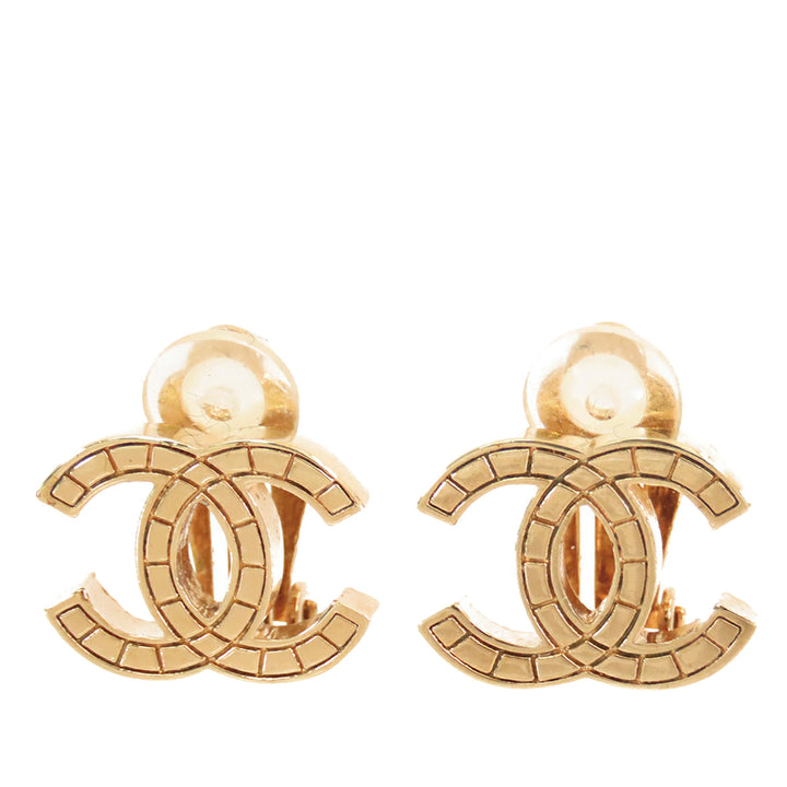 Chanel plaqué CC Clip on Boucles d’oreilles
