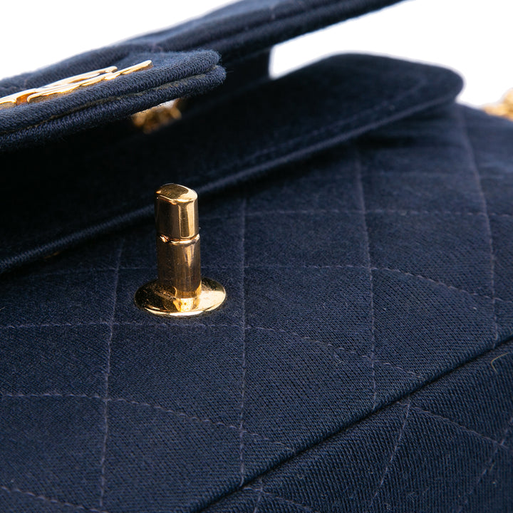 Chanel Medium Classic Jersey Double rabat Bleu – GABY PARIS Authentique