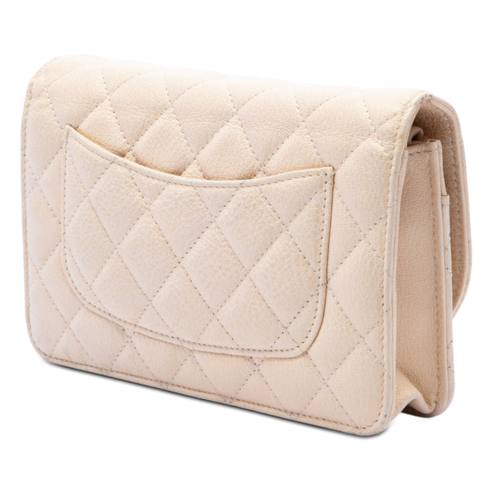 Chanel Rond CC Matelassé Cuir de veau Flip Lock Wallet on Chain