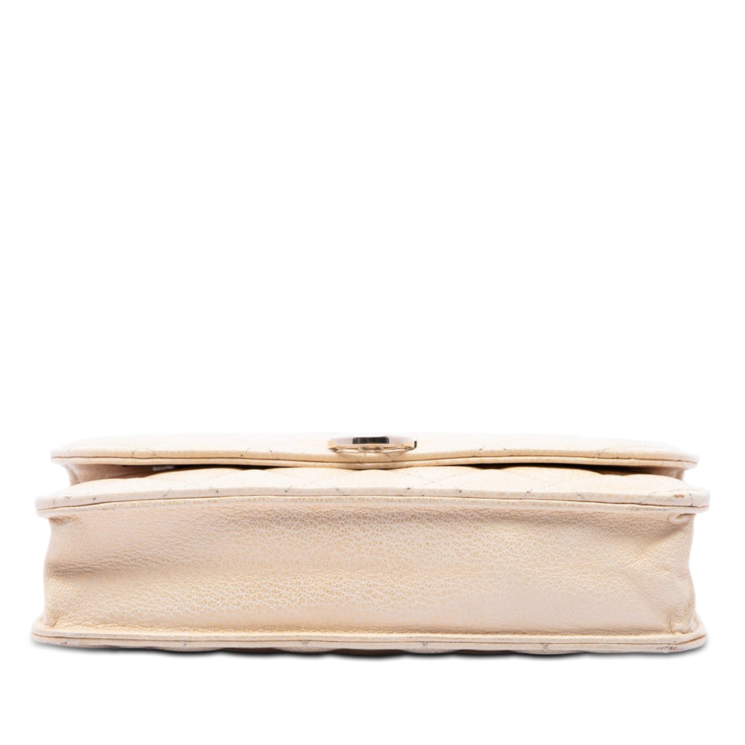 Chanel Rond CC Matelassé Cuir de veau Flip Lock Wallet on Chain
