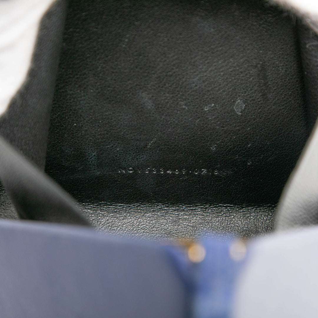 Saint Laurent Small Cuir Pyramid Boîte Sac