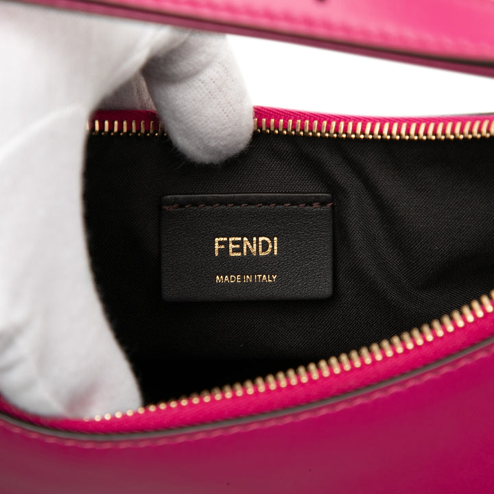 Fendi Sac porté épaule Fendigraphy Hobo Petit Rose – vue 5 – GABY PARIS