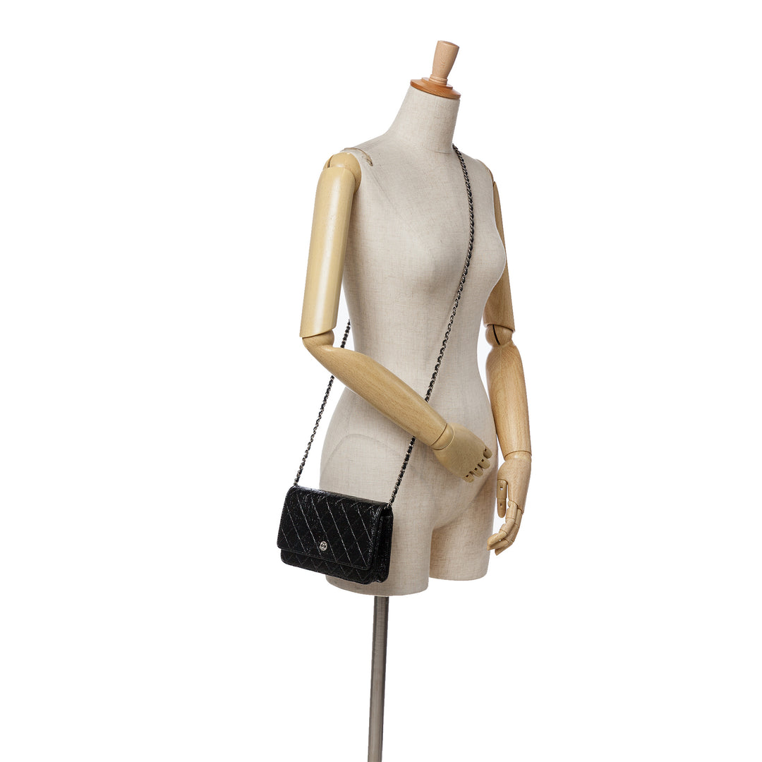 CC Quilted Crinkled Patent Wallet On Chain Black - Gaby Paris