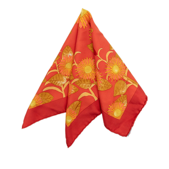 Hermès Carré Tourne Sols Handkerchief Orange – vue principale – GABY PARIS