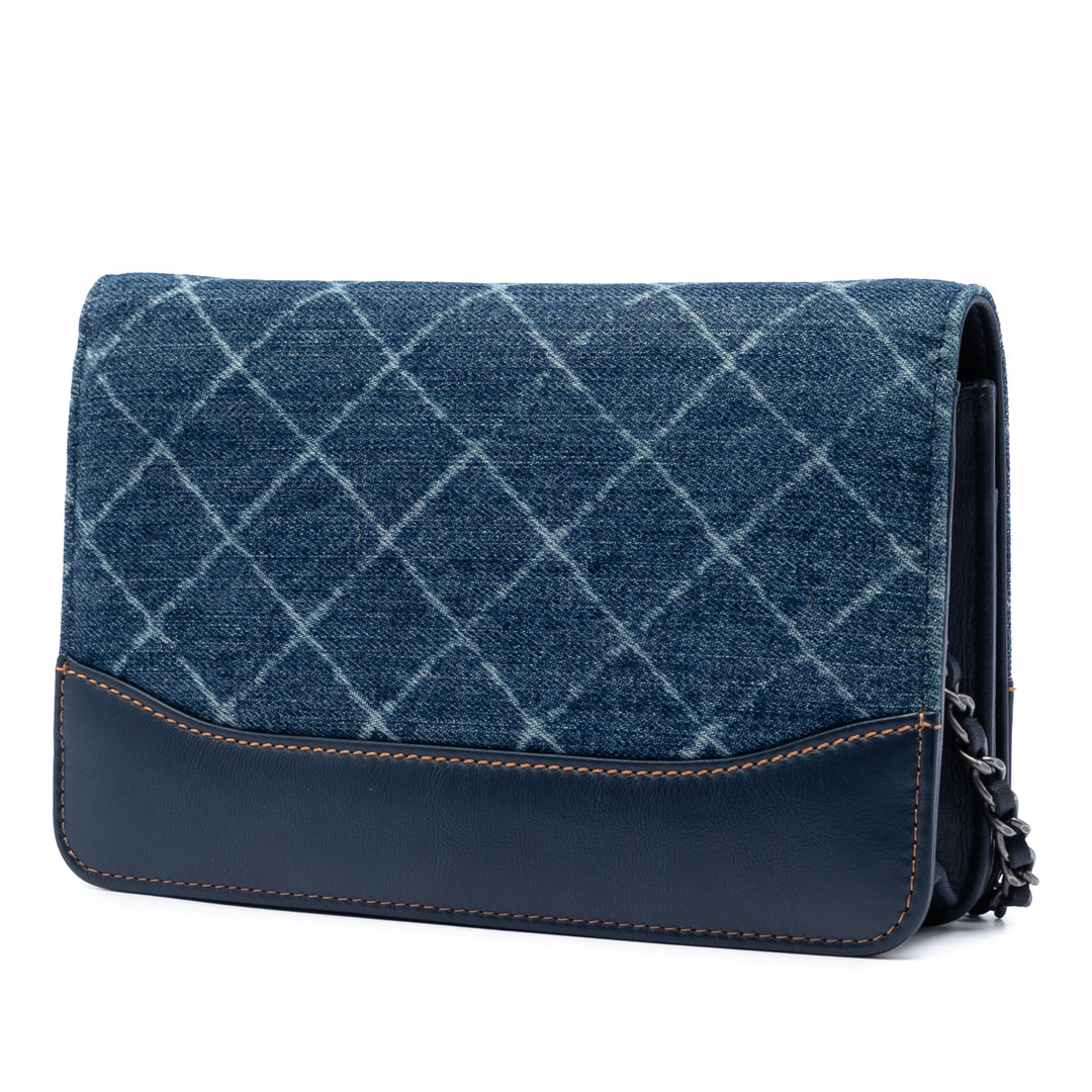 Chanel Printed Jean et Cuir de veau Gabrielle Wallet on Chain