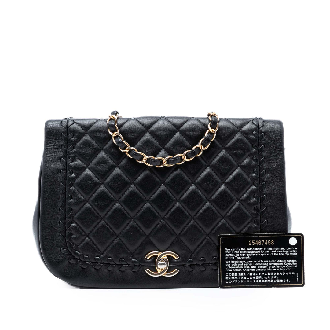 Chanel Matelassé Cuir d’agneau Braided Saddle à rabat