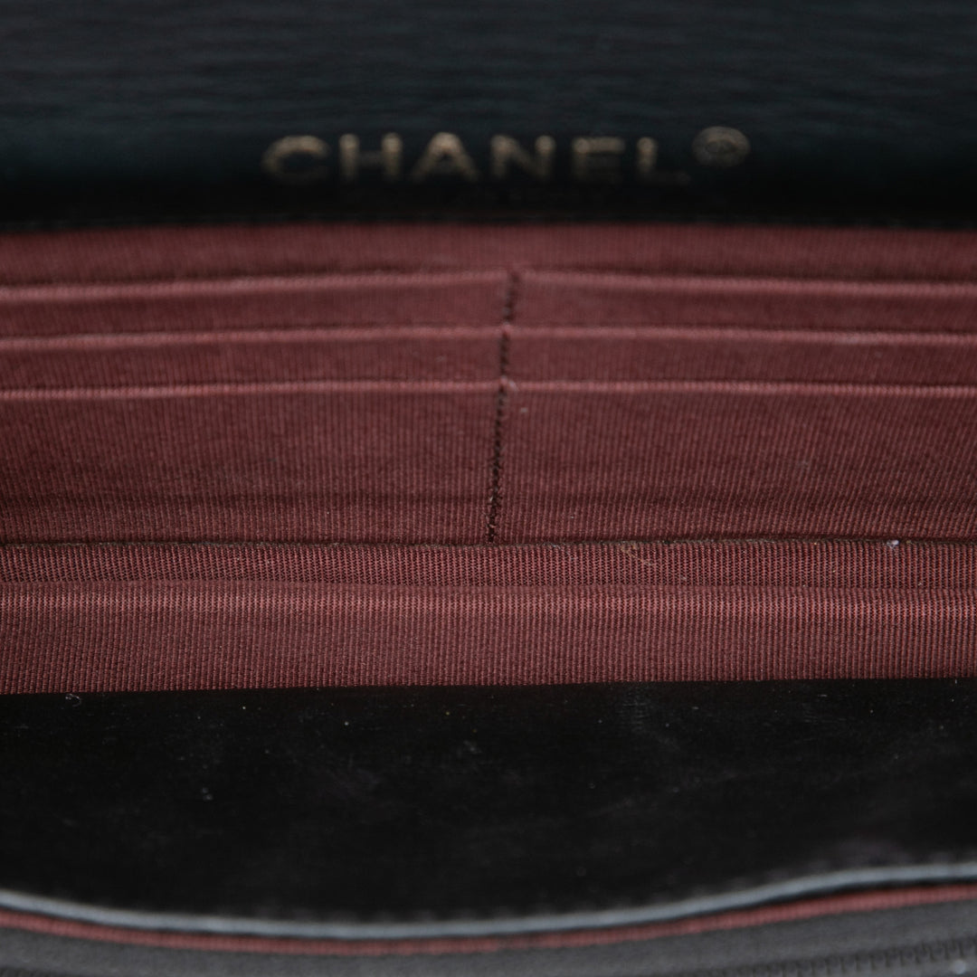 Chanel Matelassé Cuir verni Golden Class Wallet on Chain