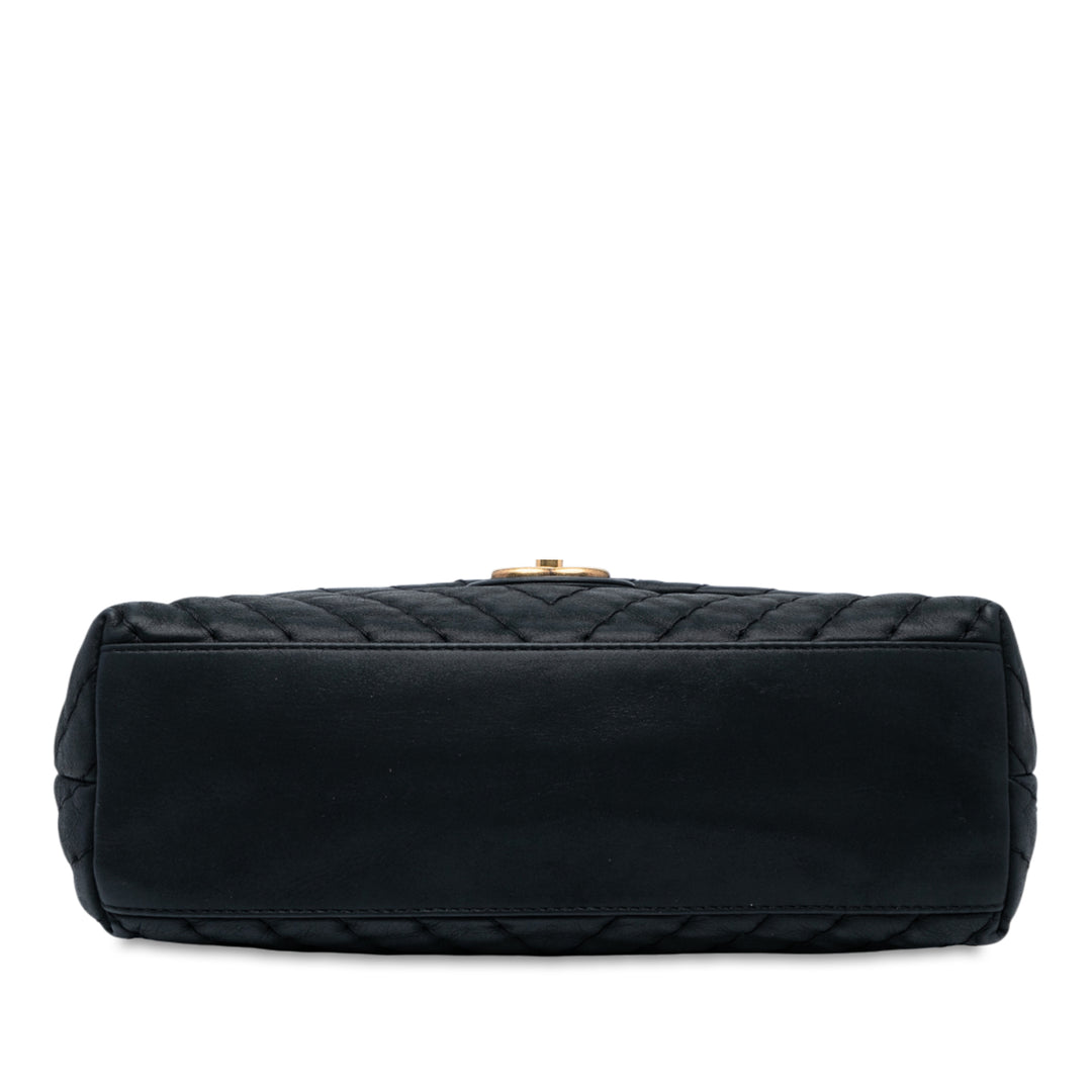 Chanel Large Chevron Iridescent Cuir de veau Surpique Flap Noir