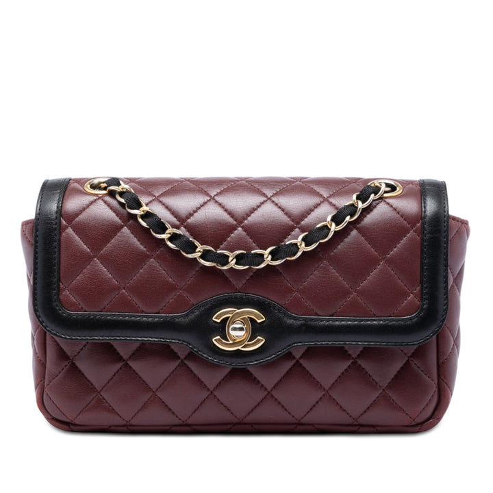 Chanel Small Matelassé Cuir d’agneau Two Tone Day à rabat