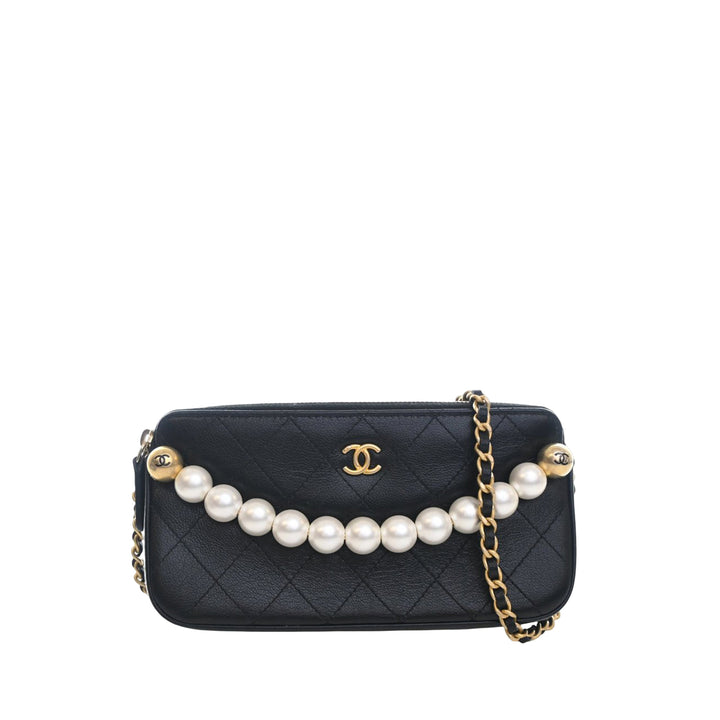 Chanel CC Matelassé Cuir de chèvre Chic Perles Double Zip Pochette avec chaîne